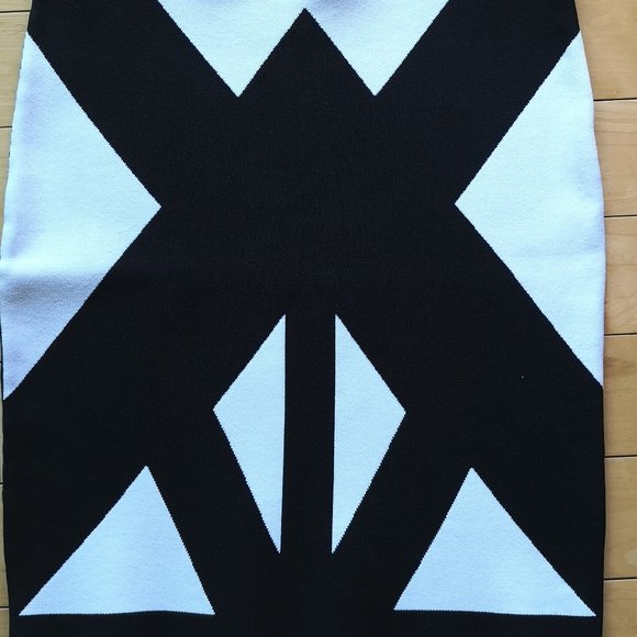 Neiman Marcus Body Con Pencil Skirt -XL - Picture 2 of 7